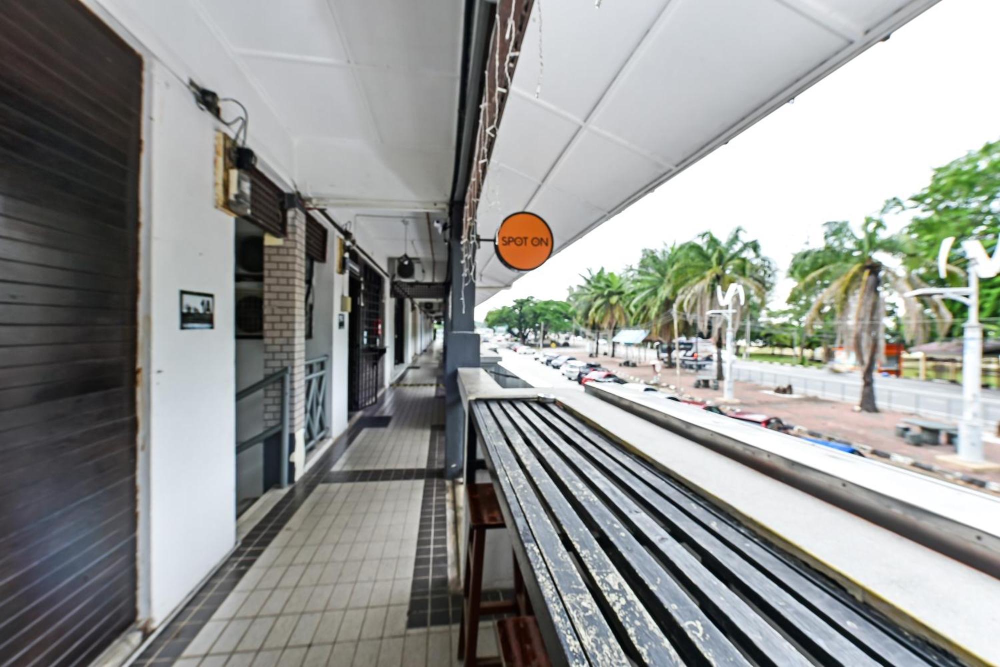 Spot On 90541 Pd Motel Porto Dickson Exterior foto